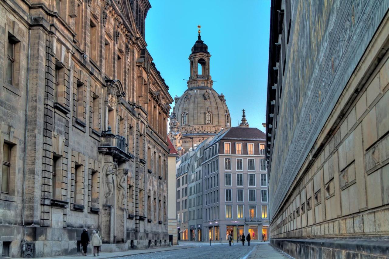 Gaestezimmer In Dresden Mit Dach-Terrasse, Wohnbereich Und Kueche Daire Dış mekan fotoğraf