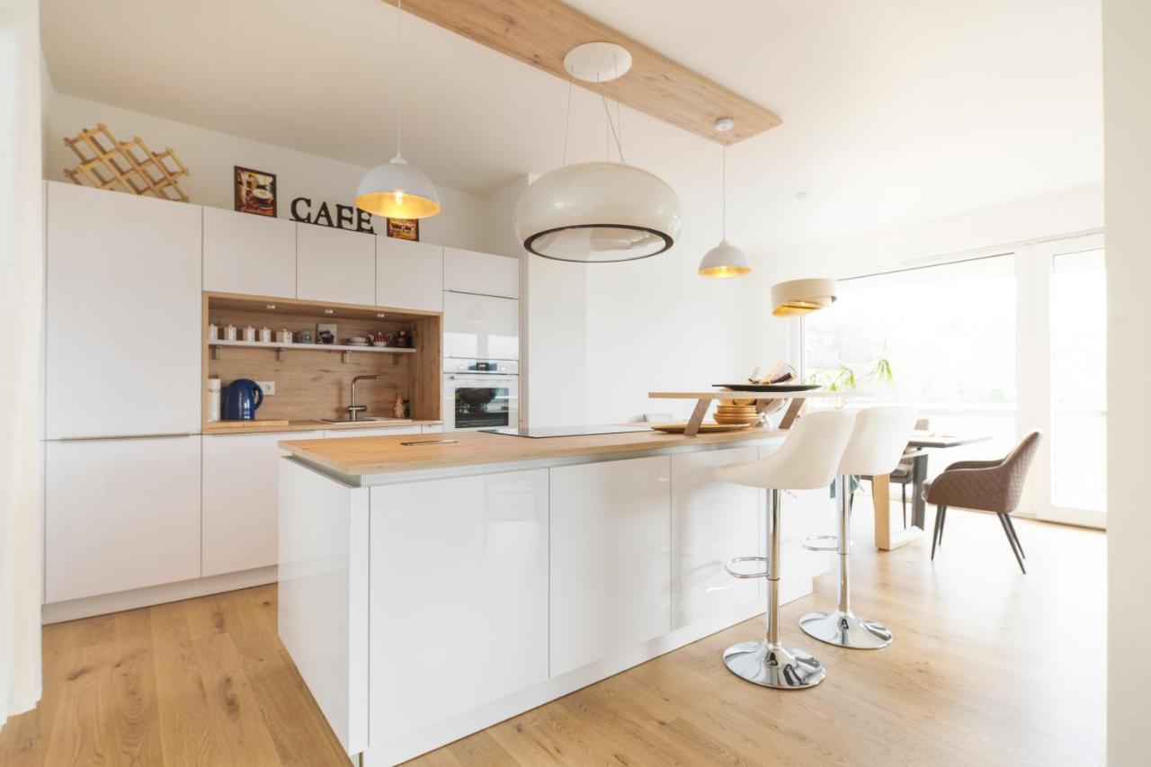 Gaestezimmer In Dresden Mit Dach-Terrasse, Wohnbereich Und Kueche Daire Dış mekan fotoğraf